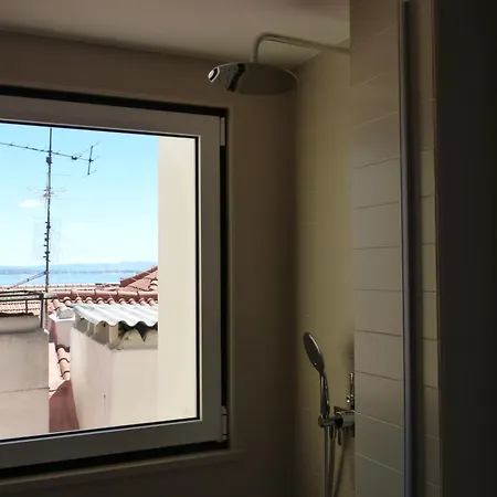Discover Alfama *