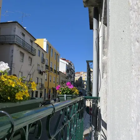 Discover Alfama شقة *