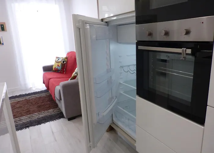 Discover Alfama شقة