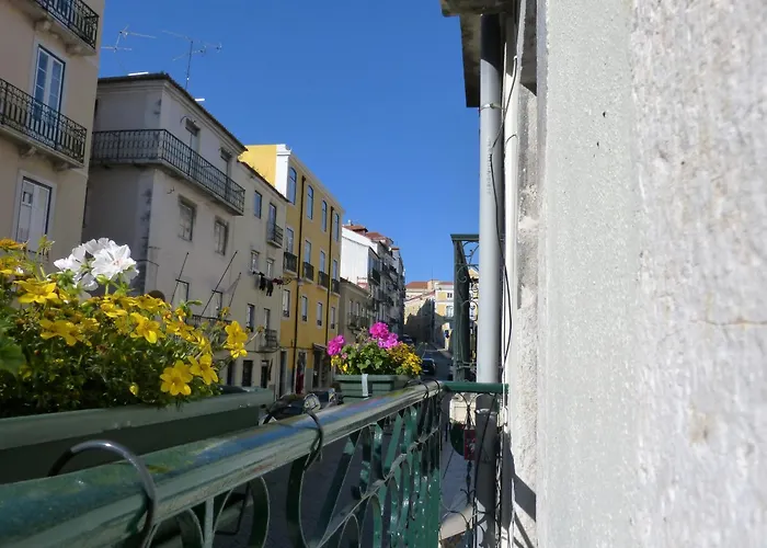 Discover Alfama شقة *